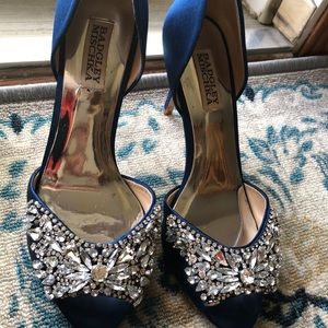 Badgley mischka pumps